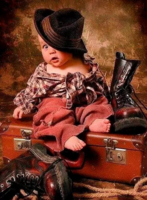 Без бренда «Малыш на красном чемодане» в Смоленске